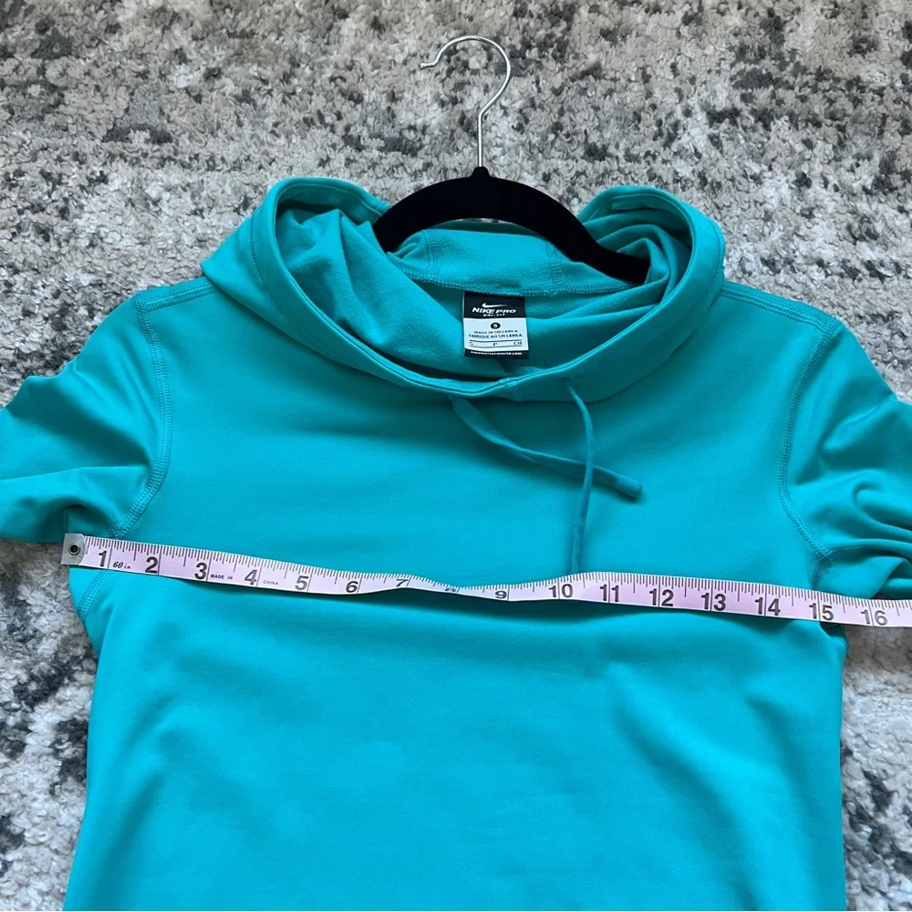 🔥Women's Teal Nike Long Sleeve Top